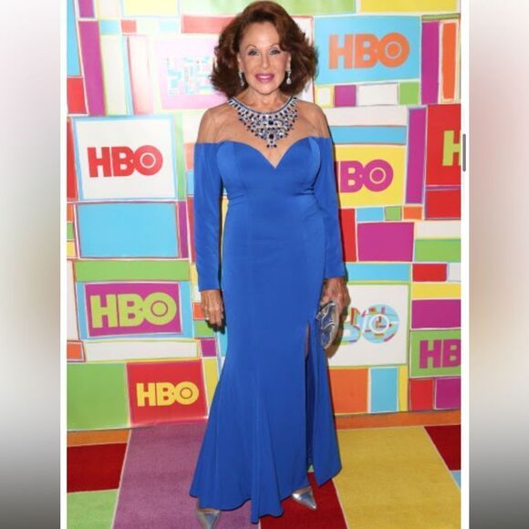 Jovani long sleeve jersey embellished illusion neckline gown size 8 Black NWT - Picture 11 of 11